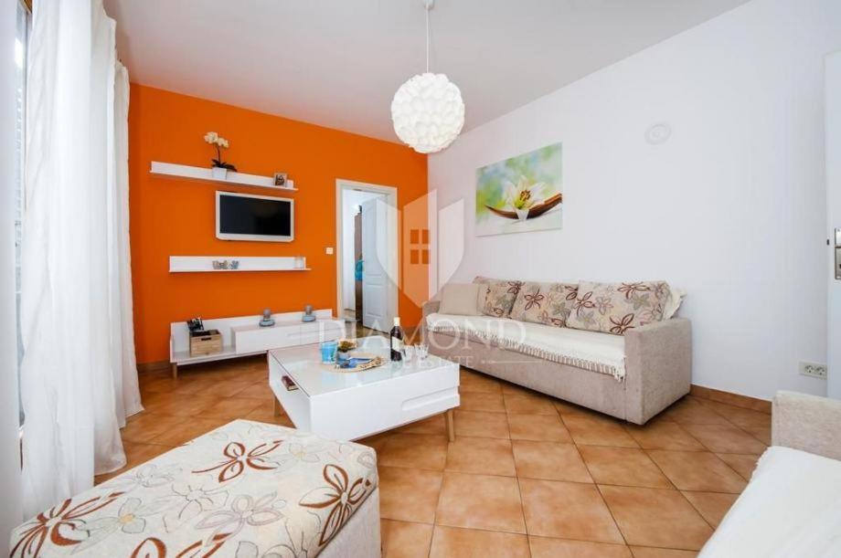 Santa Eufemia Rovinj 10Min Walk To City & Free Garage Parking Apartment ภายนอก รูปภาพ