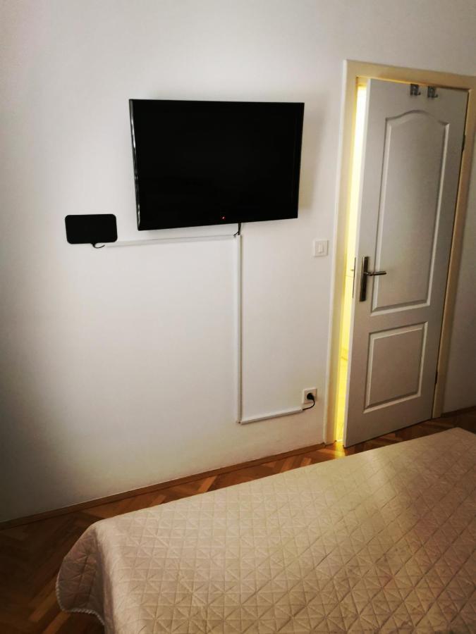 Santa Eufemia Rovinj 10Min Walk To City & Free Garage Parking Apartment ภายนอก รูปภาพ