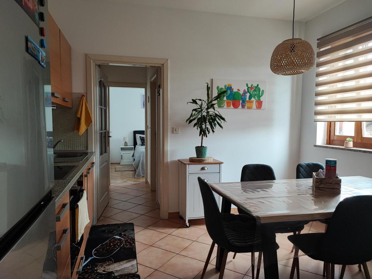 Santa Eufemia Rovinj 10Min Walk To City & Free Garage Parking Apartment ภายนอก รูปภาพ